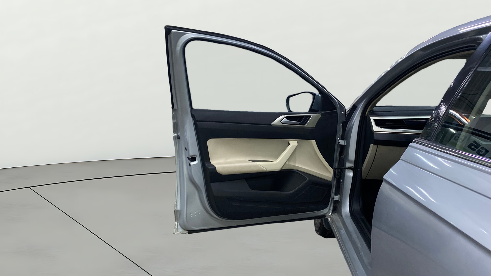 View 2022 Volkswagen Virtus Topline 1.0 TSI MT Image 38 Used 2022 Volkswagen Virtus Topline 1.0 TSI MT Image 38