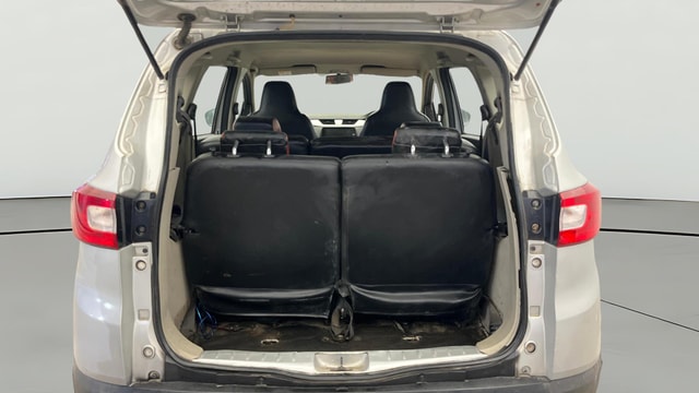 View Renault Triber Image 41 Used Renault Triber Image 41