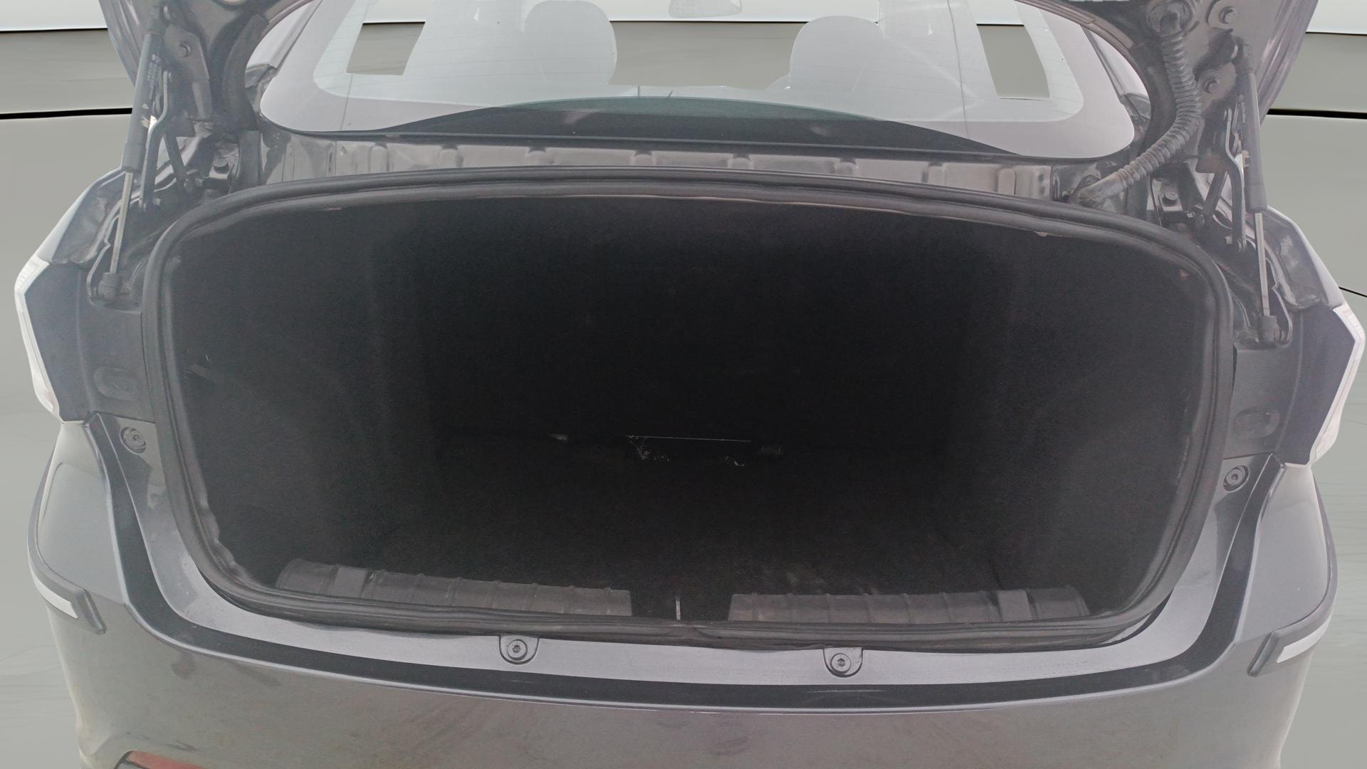 View 2022 Tata Tigor XE Diesel Image 38 Used 2022 Tata Tigor XE Diesel Image 38
