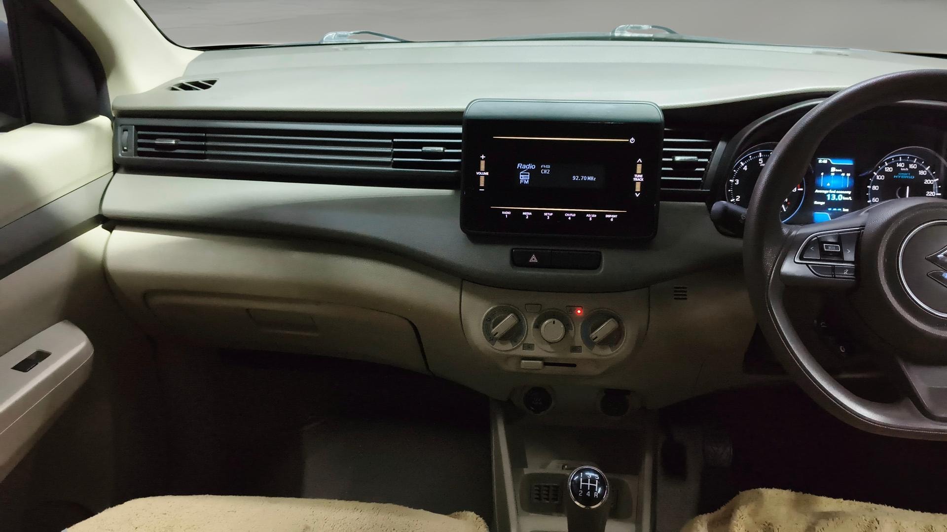 View 2022 Maruti Suzuki 1000 Base Variant Image 32 Used 2022 Maruti Suzuki 1000 Base Variant Image 32