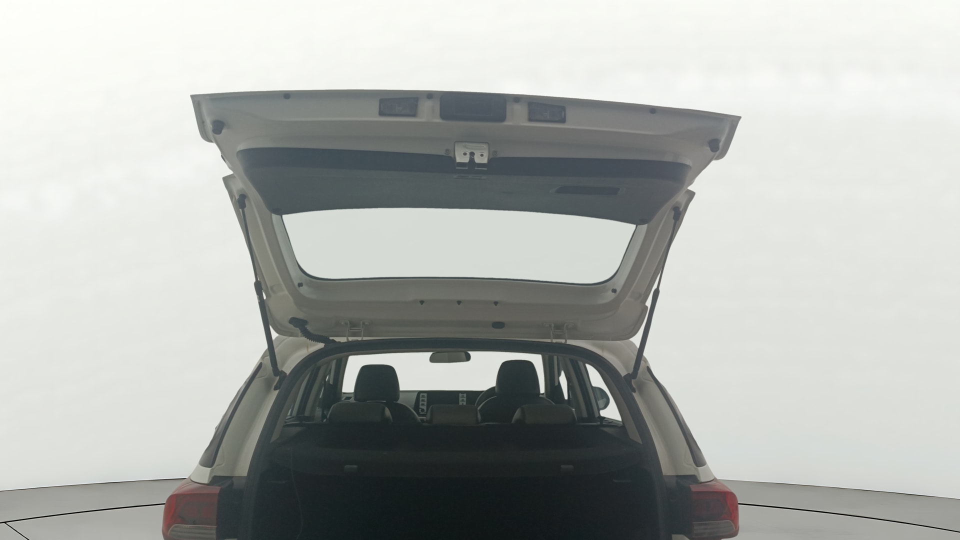 View 2023 Kia Sonet HTX DCT Petrol Image 31 Used 2023 Kia Sonet HTX DCT Petrol Image 31