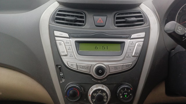 View Hyundai EON Image 17 Used Hyundai EON Image 17