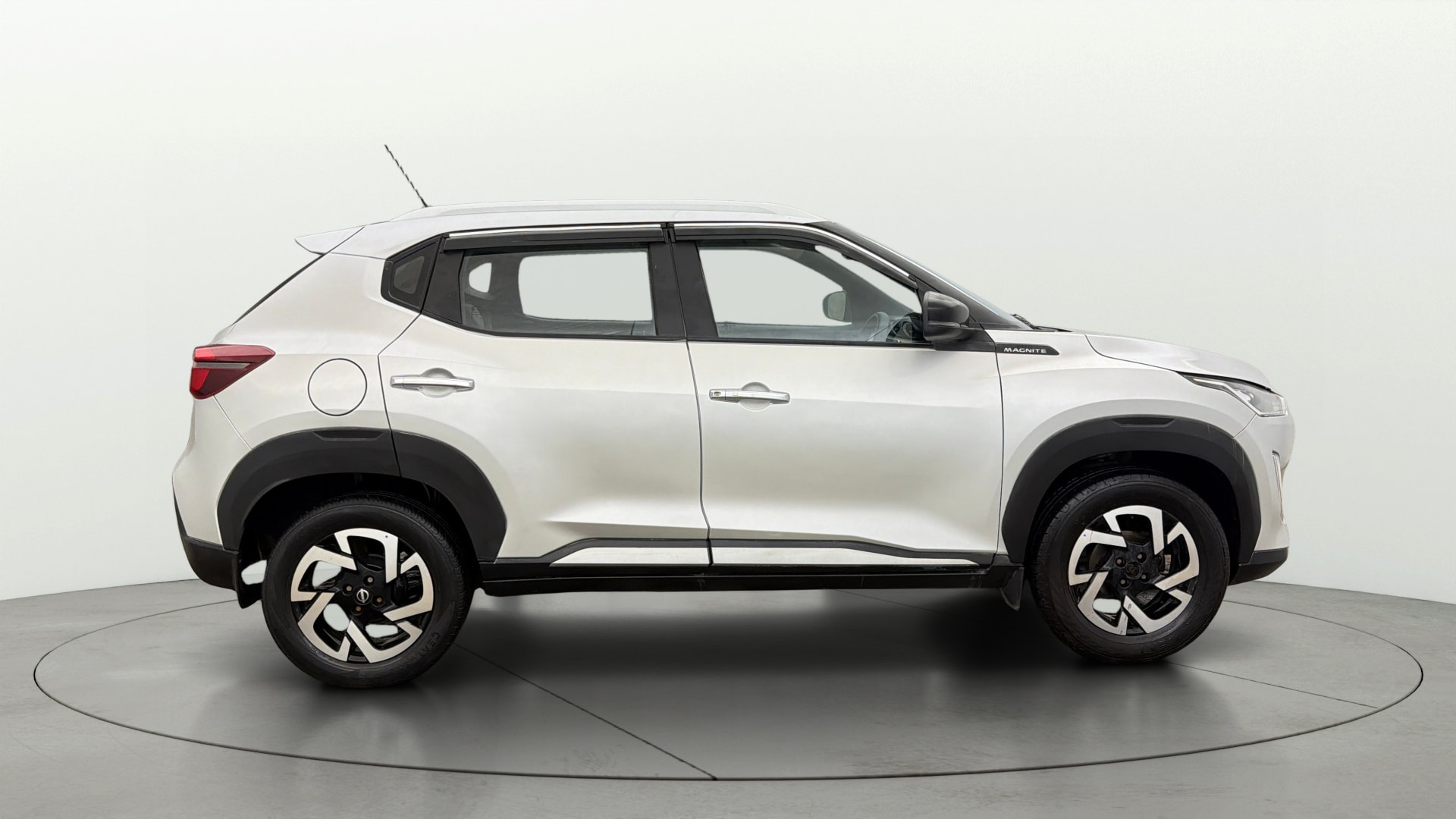 View 2021 Nissan Magnite XV Image 8 Used 2021 Nissan Magnite XV Image 8