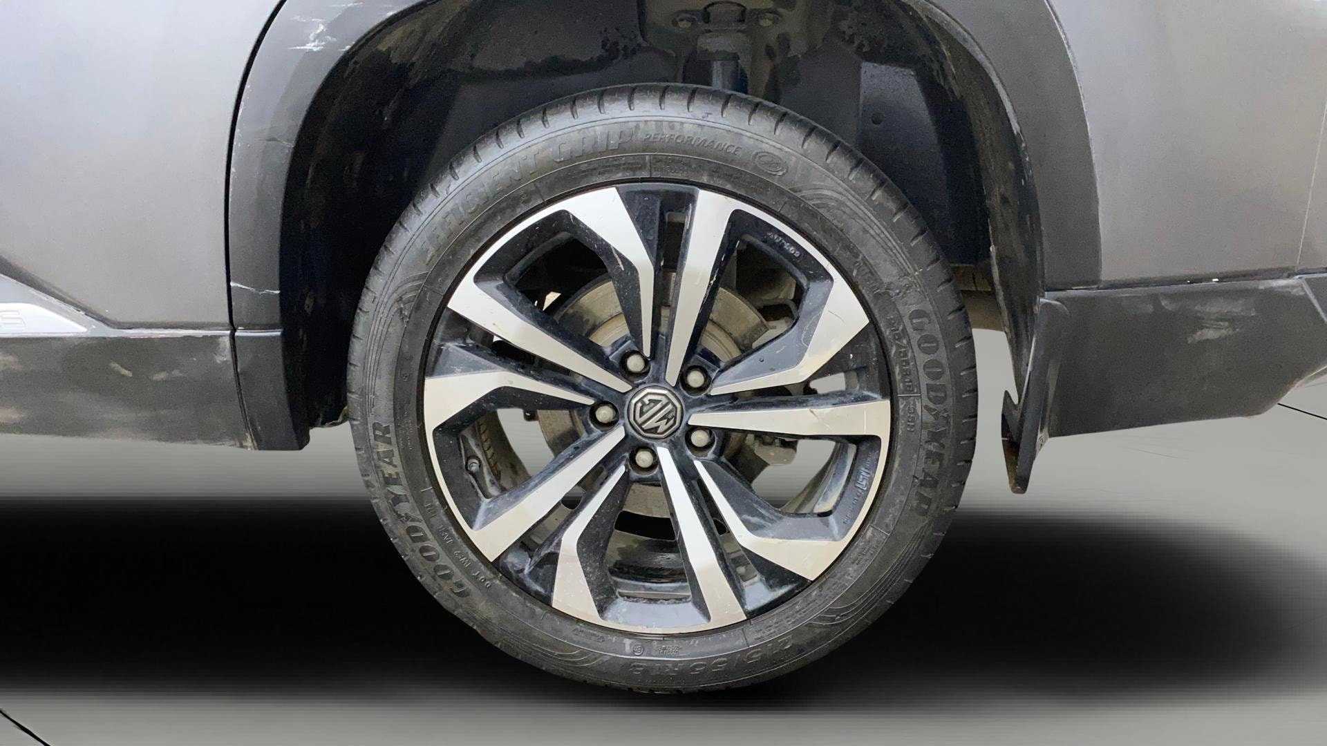 View 2023 MG Hector Plus Sharp Pro 7 Seater Diesel Image 8 Used 2023 MG Hector Plus Sharp Pro 7 Seater Diesel Image 8