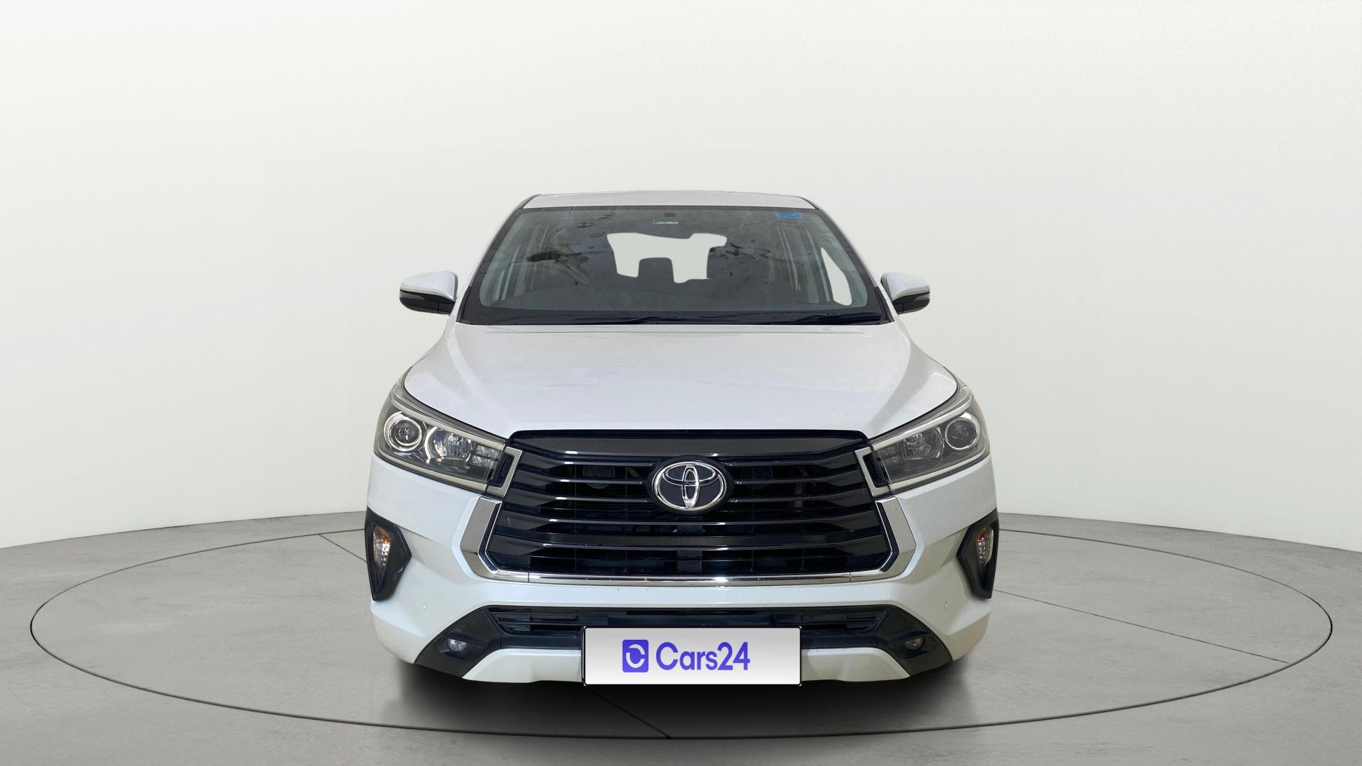 Used 2023 Toyota Innova Crysta Used 2023 Toyota Innova Crysta
