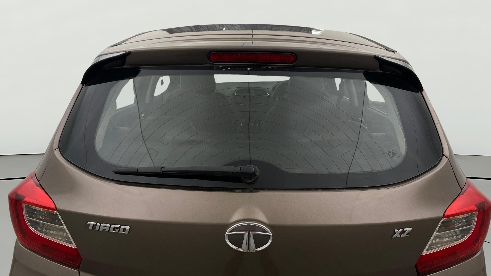View 2017 Tata Tiago Revotorq XB Image 4 Used 2017 Tata Tiago Revotorq XB Image 4