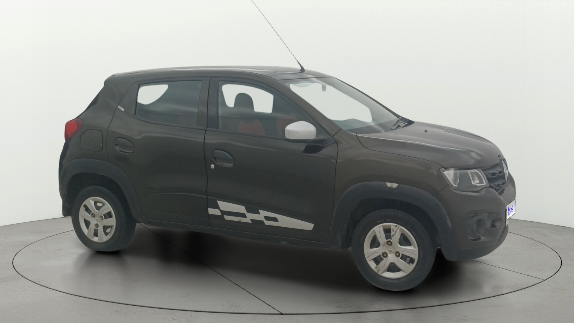 View 2017 Renault Kwid RXL 1.0 Image 13 Used 2017 Renault Kwid RXL 1.0 Image 13