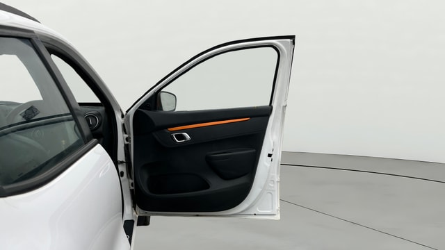 View Renault Kwid Image 44 Used Renault Kwid Image 44