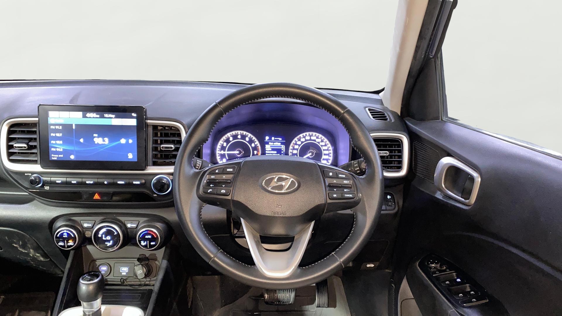 View 2019 Hyundai Venue SX Plus 1.0 Petrol AT Image 21 Used 2019 Hyundai Venue SX Plus 1.0 Petrol AT Image 21