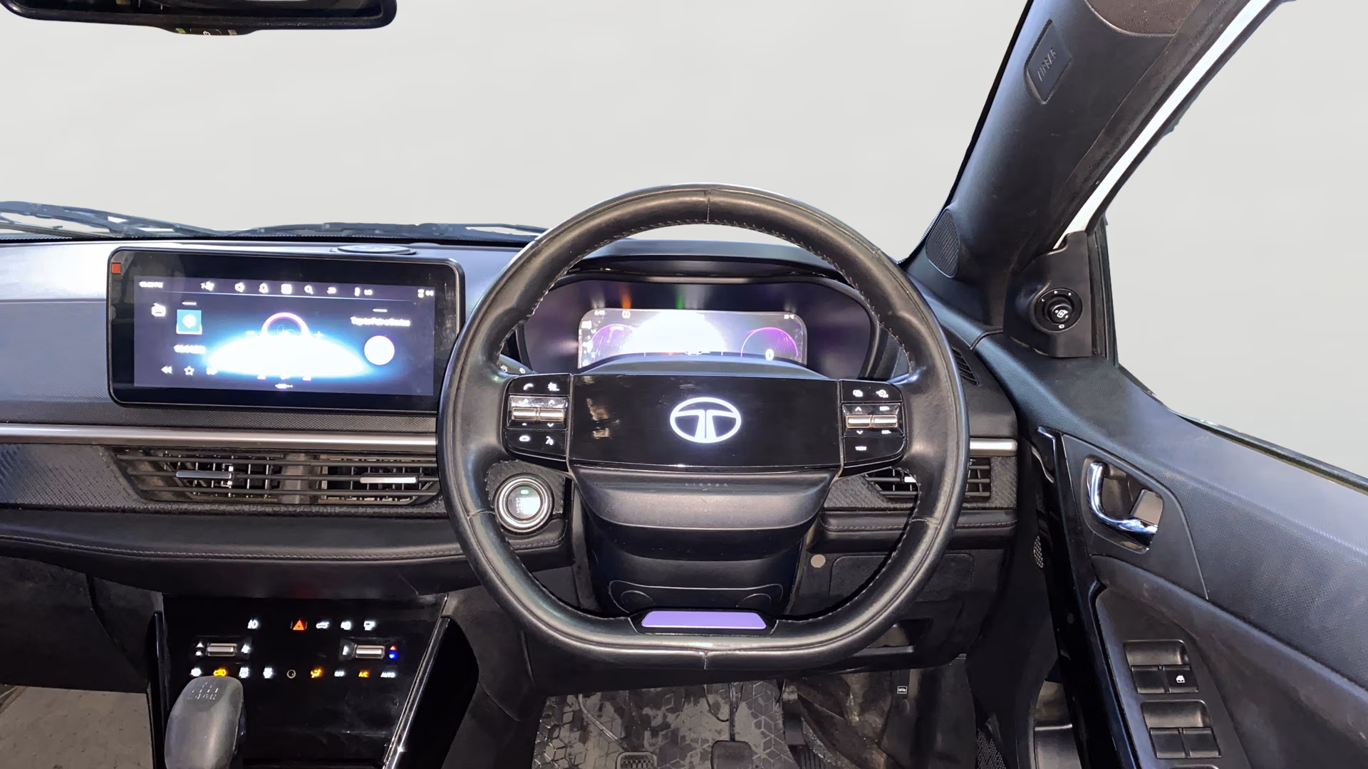 View 2023 Tata Nexon Revotron XE Image 13 Used 2023 Tata Nexon Revotron XE Image 13