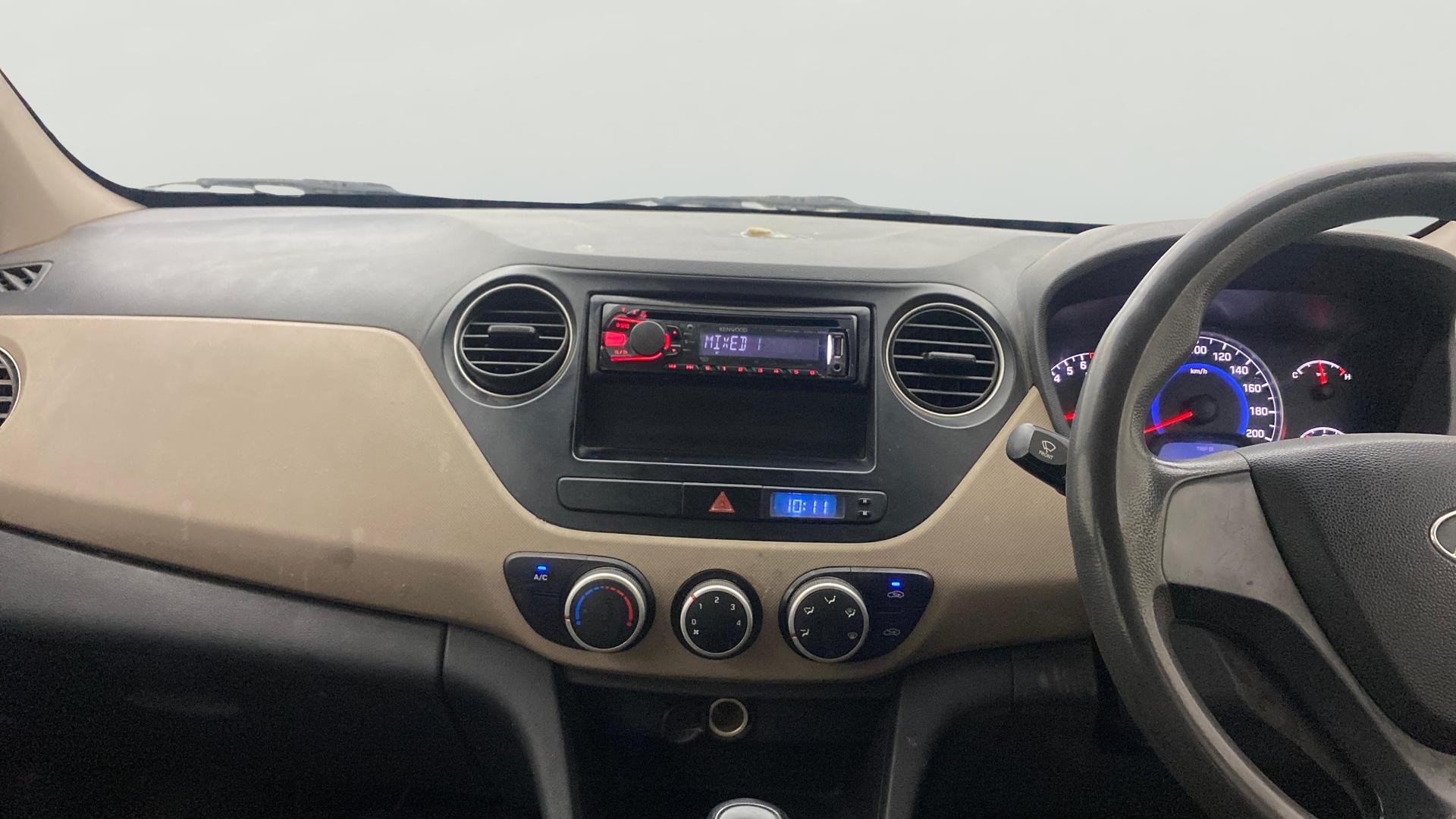 Used 2015 Hyundai Grand i10 Used 2015 Hyundai Grand i10