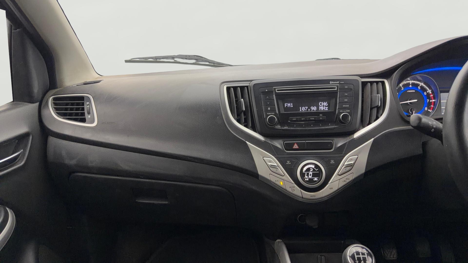 View 2016 Maruti Suzuki 1000 Base Variant Image 17 Used 2016 Maruti Suzuki 1000 Base Variant Image 17