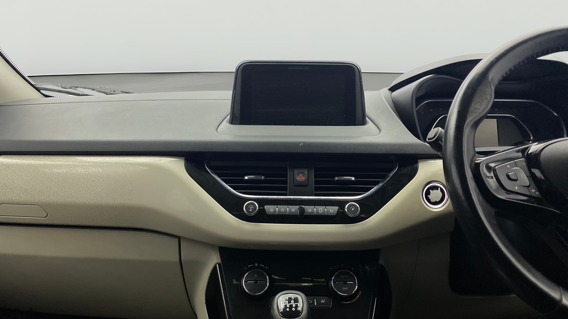 View 2021 Tata Nexon Revotron XE Image 18 Used 2021 Tata Nexon Revotron XE Image 18