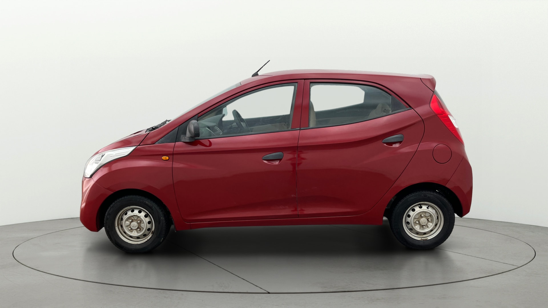 View 2014 Hyundai EON Era Plus Image 5 Used 2014 Hyundai EON Era Plus Image 5