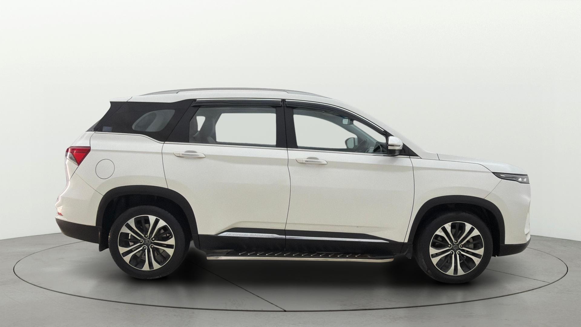Used 2023 MG Hector Plus Used 2023 MG Hector Plus