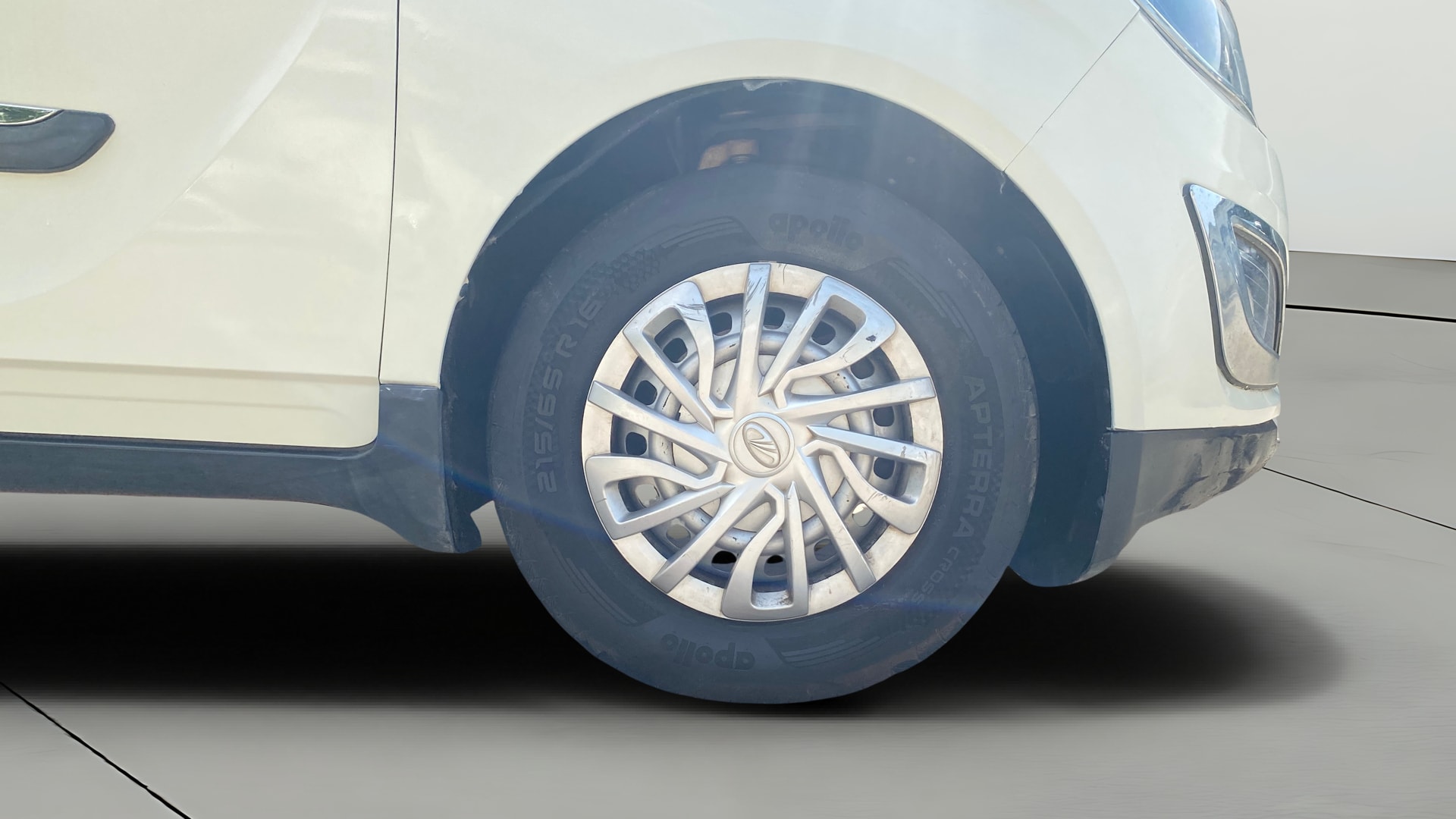 View 2020 Mahindra Marazzo M2 7-Seater BS IV Image 41 Used 2020 Mahindra Marazzo M2 7-Seater BS IV Image 41