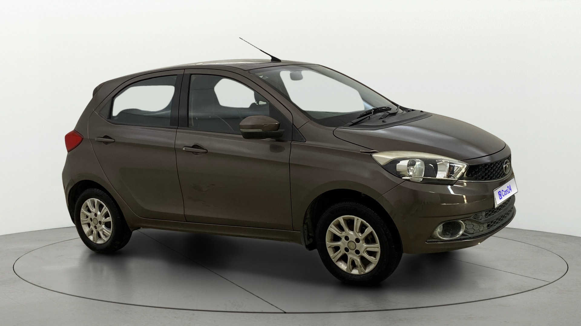 View 2017 Tata Tiago Revotorq XB Image 35 Used 2017 Tata Tiago Revotorq XB Image 35