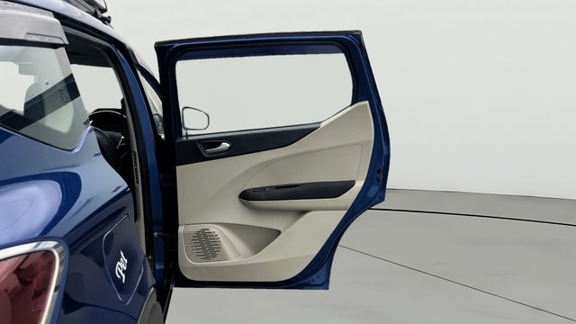 View Renault Triber Image 5 Used Renault Triber Image 5