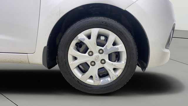 View Hyundai Grand i10 Image 40 Used Hyundai Grand i10 Image 40