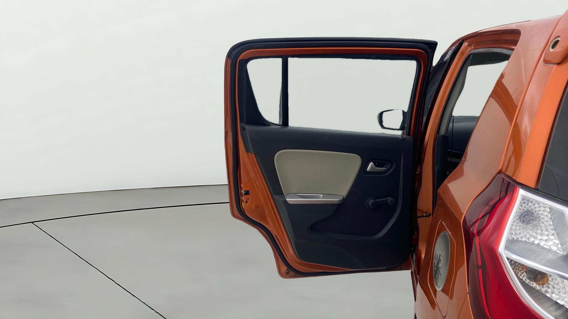 View 2019 Maruti Suzuki Alto K10 LX Image 22 Used 2019 Maruti Suzuki Alto K10 LX Image 22