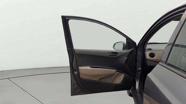 View Hyundai Grand i10 Image 30 Used Hyundai Grand i10 Image 30