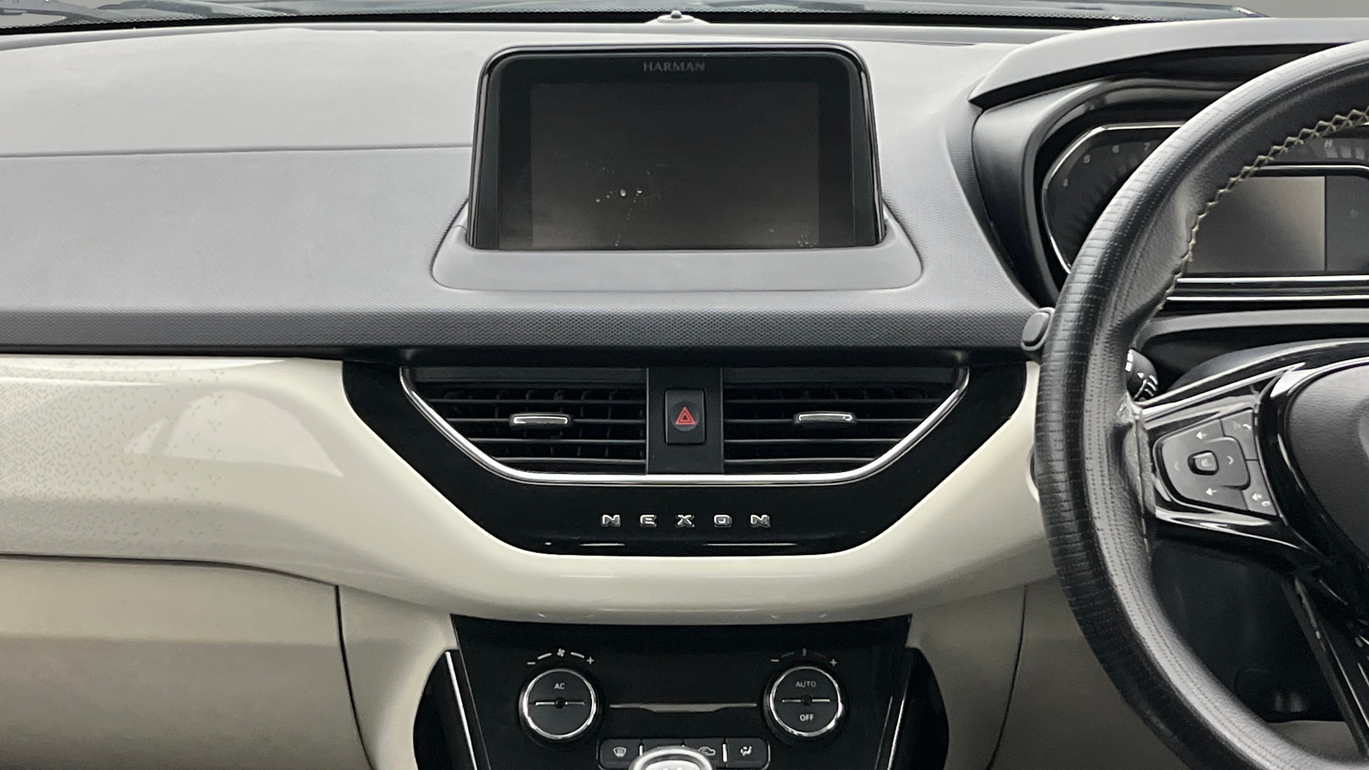 Used 2022 Tata Nexon Used 2022 Tata Nexon