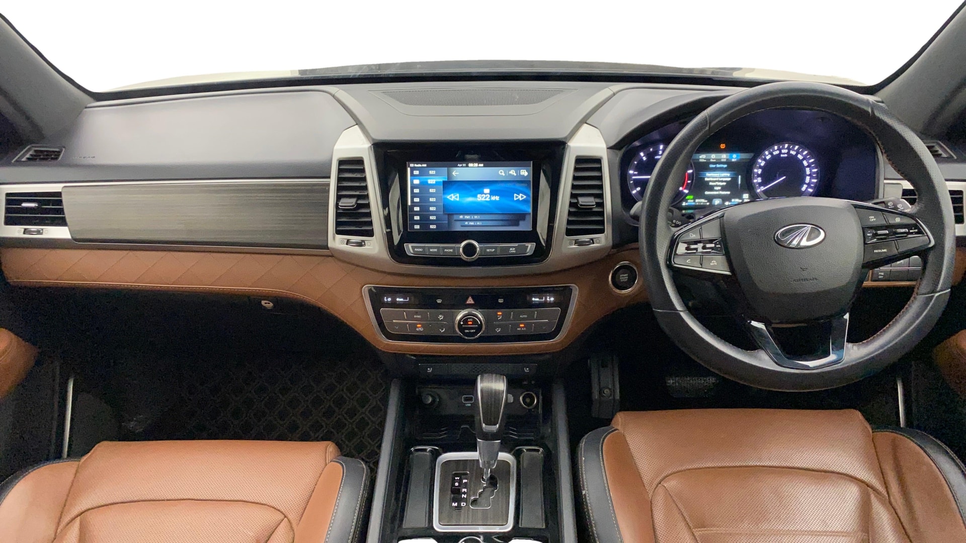 View 2022 Mahindra Alturas G4 4WD AT Image 32 Used 2022 Mahindra Alturas G4 4WD AT Image 32