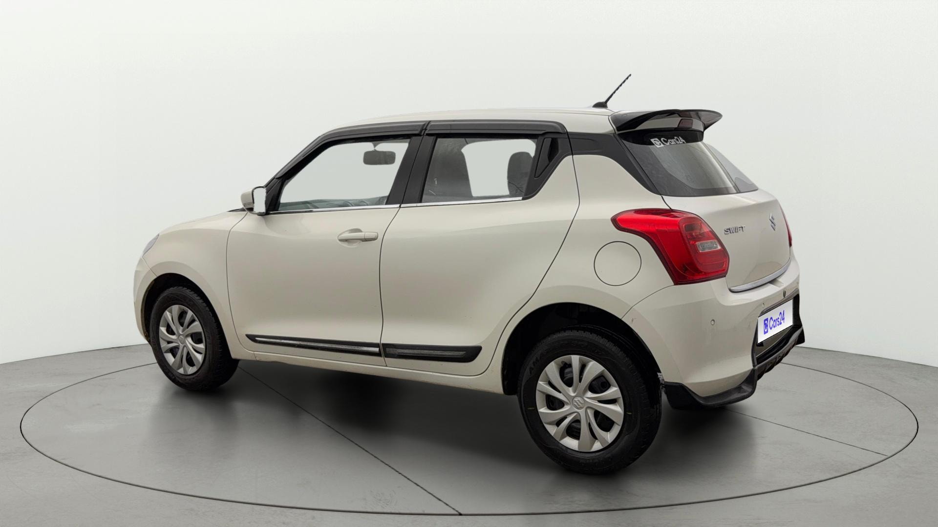 View 2023 Maruti Suzuki 1000 Base Variant Image 2 Used 2023 Maruti Suzuki 1000 Base Variant Image 2