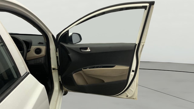 View Hyundai Grand i10 Image 43 Used Hyundai Grand i10 Image 43