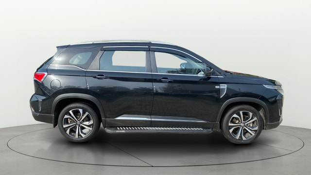 View MG Hector Plus Image 29 Used MG Hector Plus Image 29