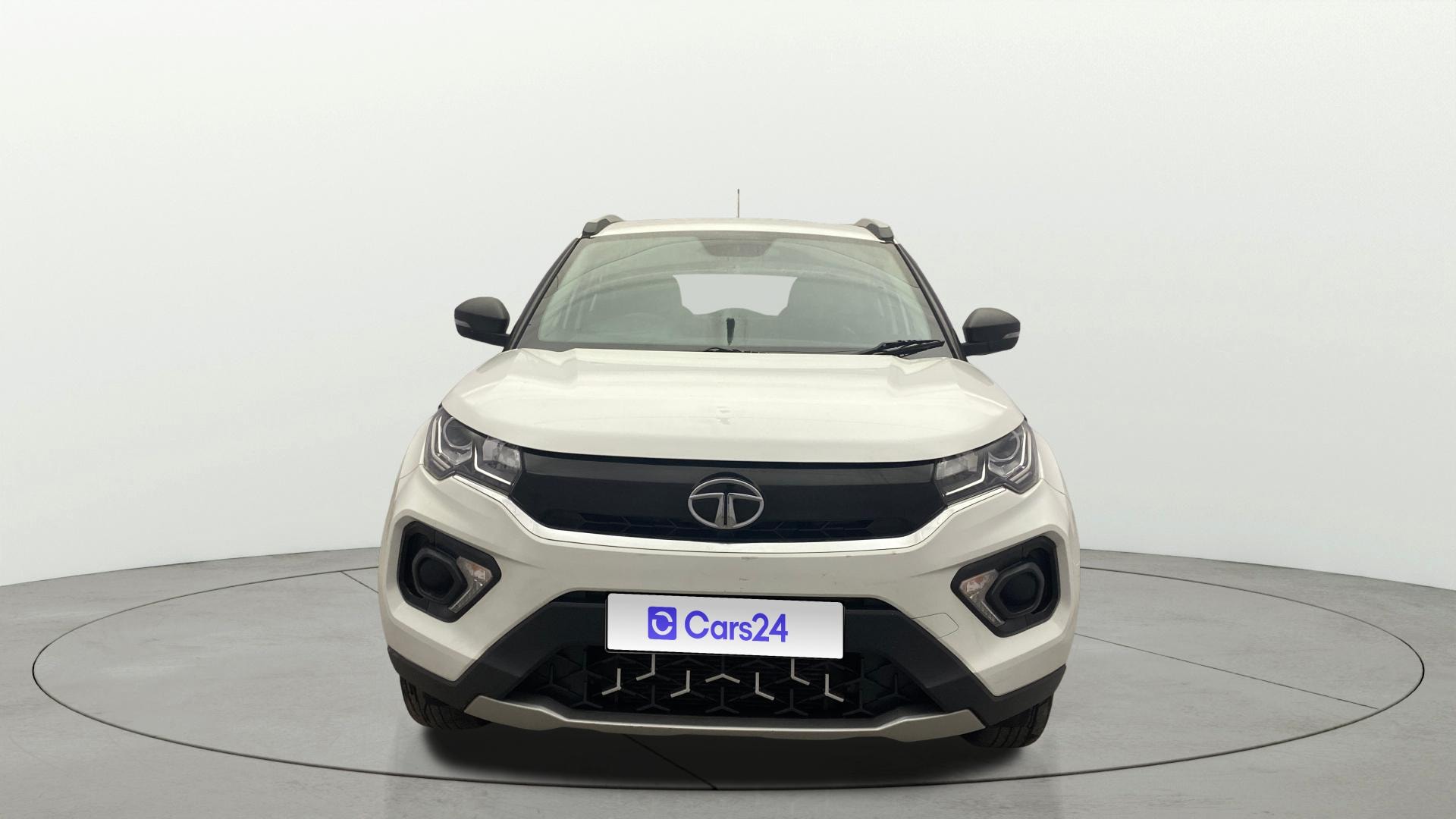 View 2021 Tata Nexon Revotron XE Image 1 Used 2021 Tata Nexon Revotron XE Image 1