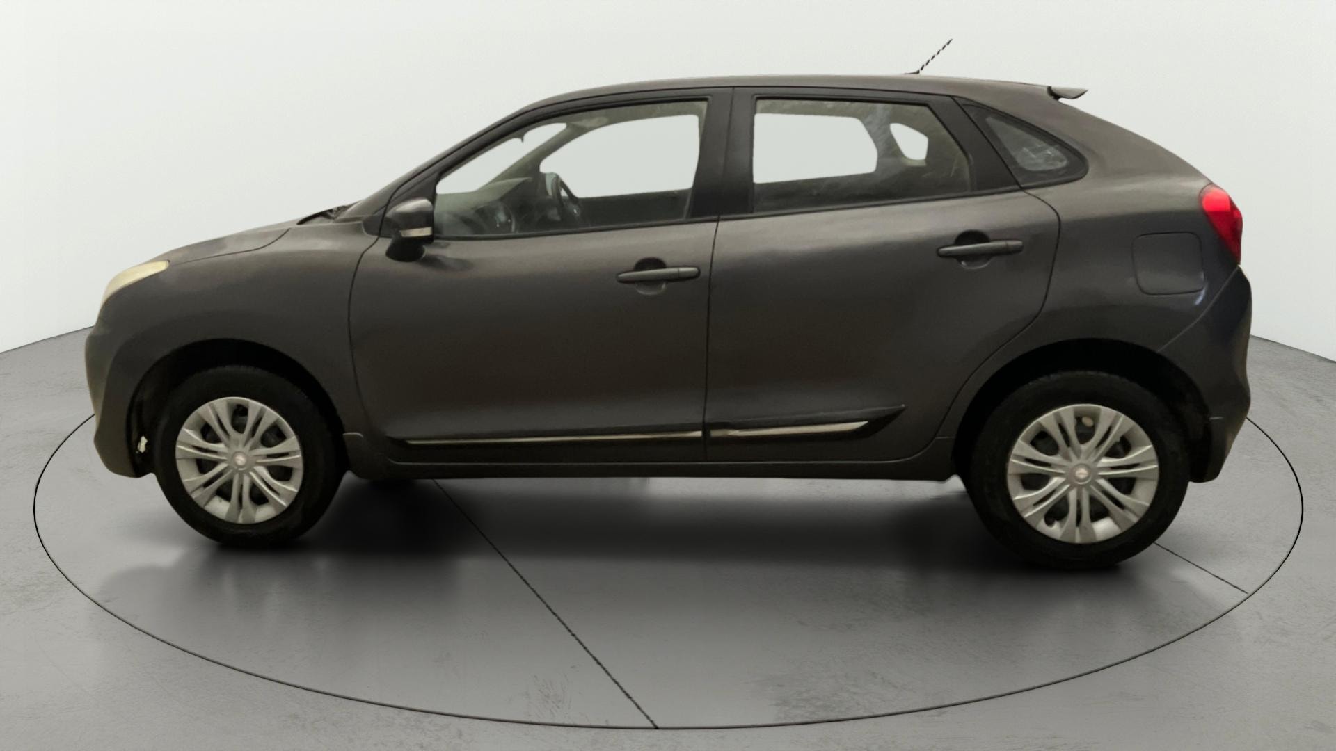 View 2016 Maruti Suzuki 1000 Base Variant Image 5 Used 2016 Maruti Suzuki 1000 Base Variant Image 5