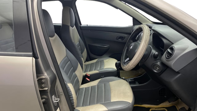 View Renault Kwid Image 25 Used Renault Kwid Image 25