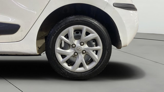 View Hyundai Grand i10 Image 7 Used Hyundai Grand i10 Image 7