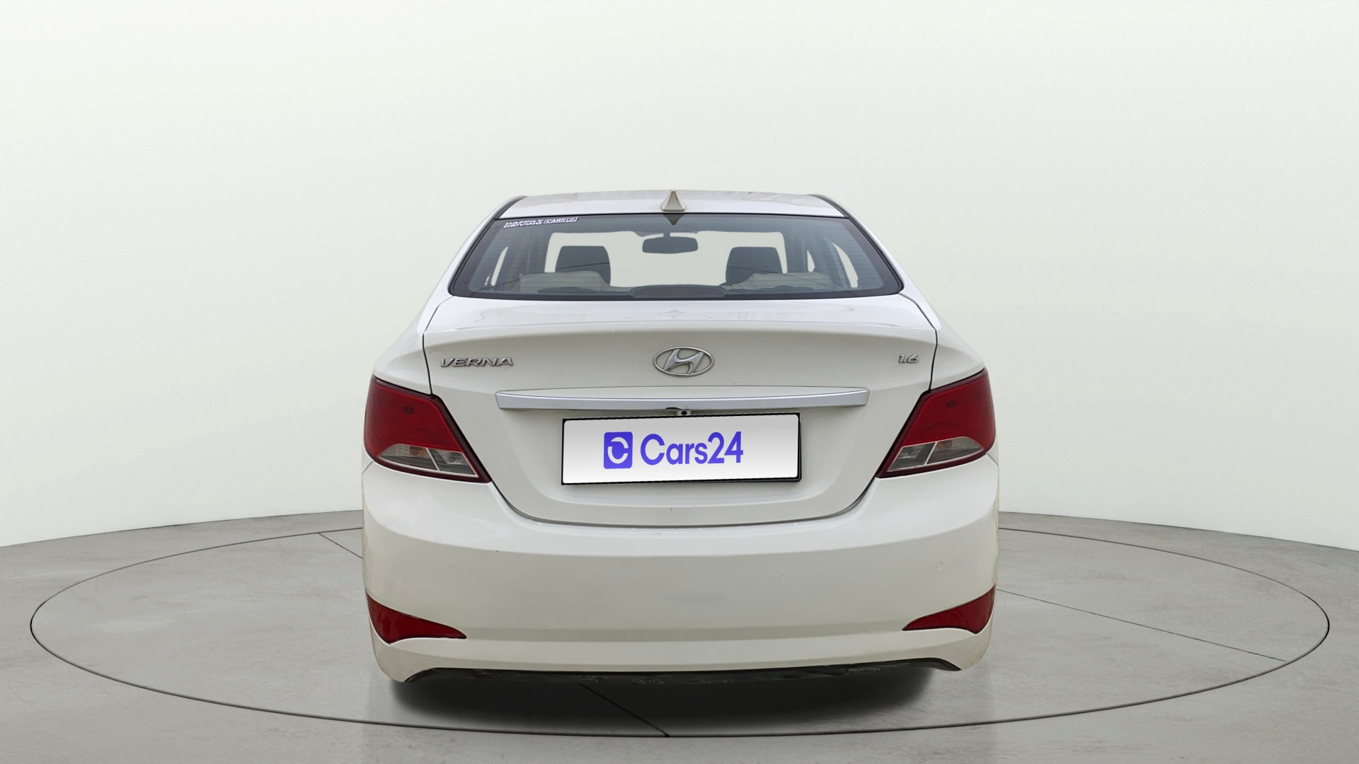 View 2016 Hyundai Fluidic Verna 1.4 CRDI Base Image 41 Used 2016 Hyundai Fluidic Verna 1.4 CRDI Base Image 41