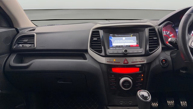 View Mahindra XUV300 Image 17 Used Mahindra XUV300 Image 17