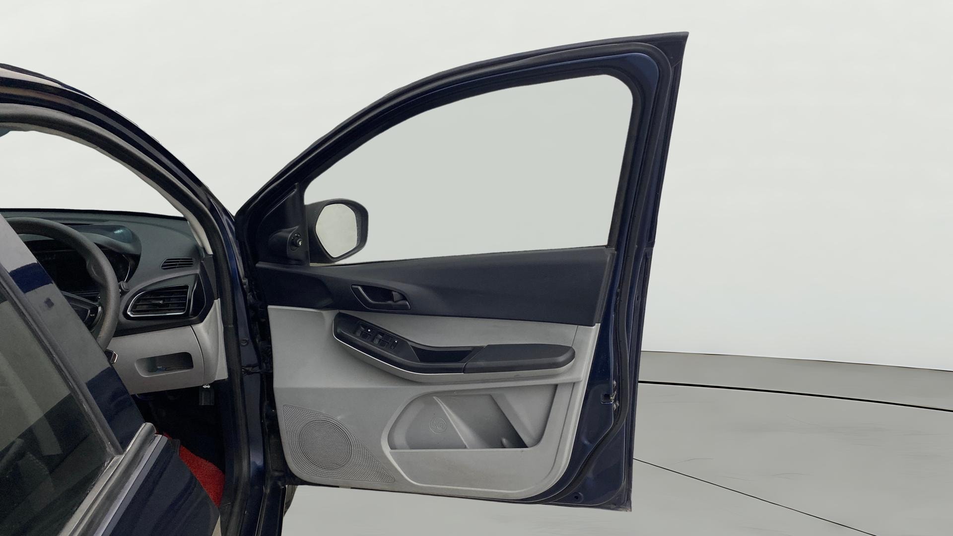 Used 2022 Tata Tiago Used 2022 Tata Tiago