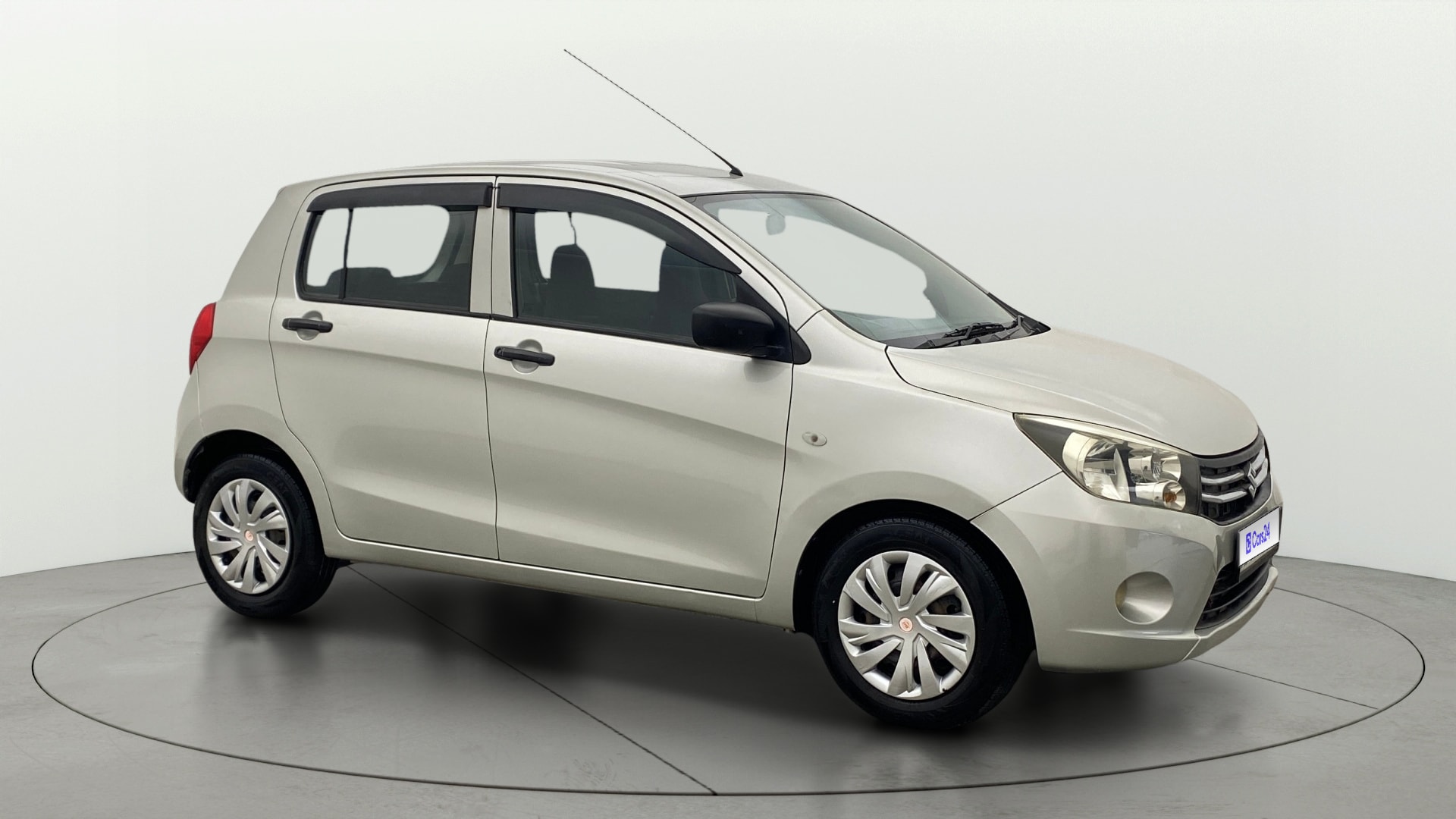 View 2015 Maruti Suzuki 1000 Base Variant Image 35 Used 2015 Maruti Suzuki 1000 Base Variant Image 35