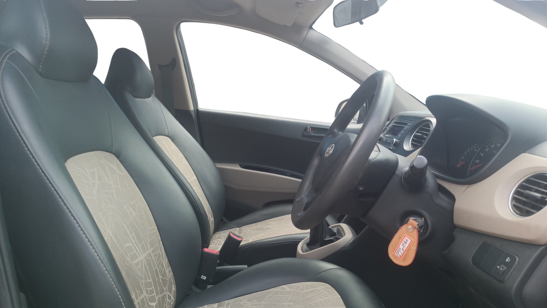 View 2015 Hyundai Grand i10 Magna 1.2 Kappa VTVT Image 25 Used 2015 Hyundai Grand i10 Magna 1.2 Kappa VTVT Image 25