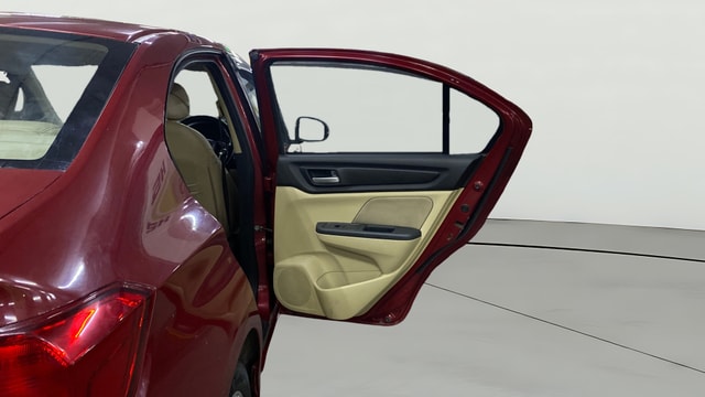 View Honda Amaze Image 5 Used Honda Amaze Image 5
