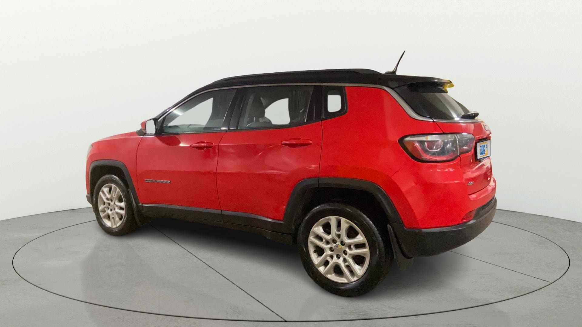 View 2018 Jeep Compass Limited 4X4 2.0 Diesel BS IV Image 2 Used 2018 Jeep Compass Limited 4X4 2.0 Diesel BS IV Image 2