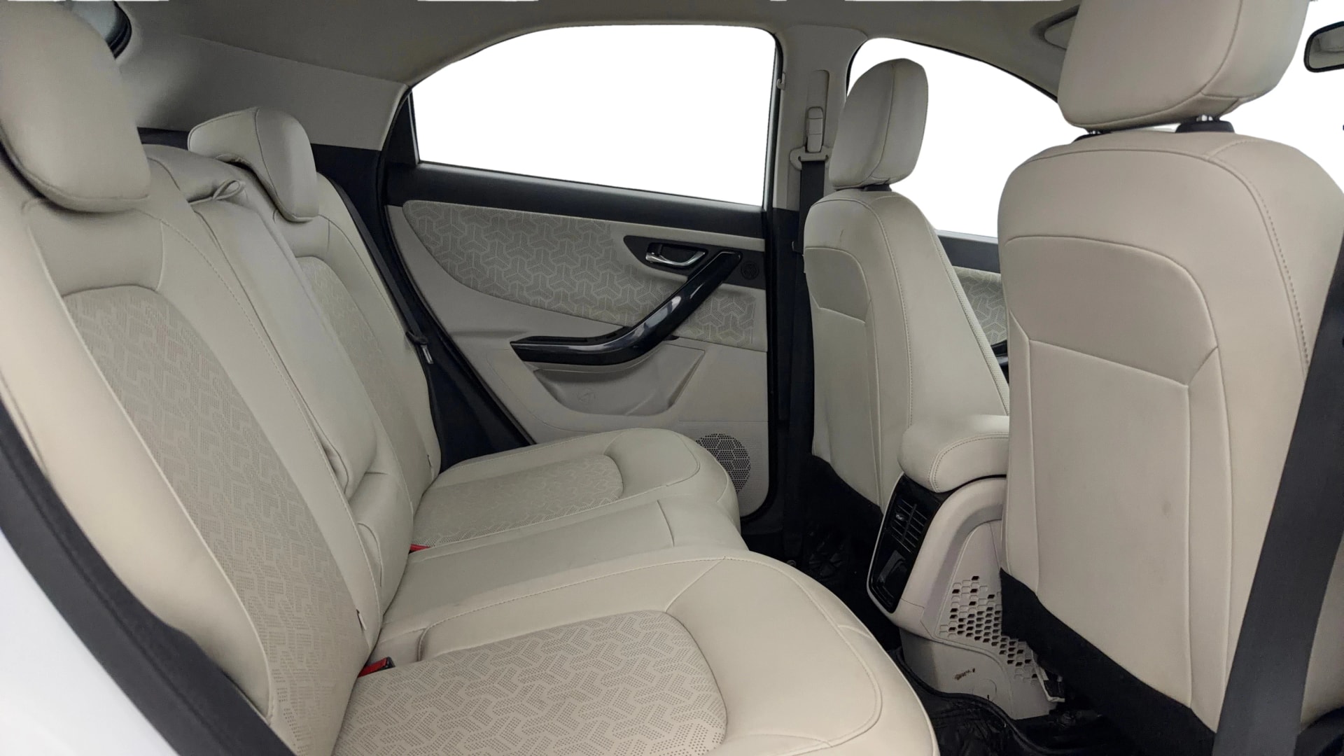 View 2022 Tata Nexon Revotron XZA Plus AMT Image 36 Used 2022 Tata Nexon Revotron XZA Plus AMT Image 36