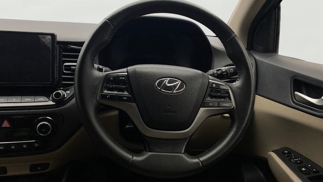 View Hyundai Verna Image 13 Used Hyundai Verna Image 13