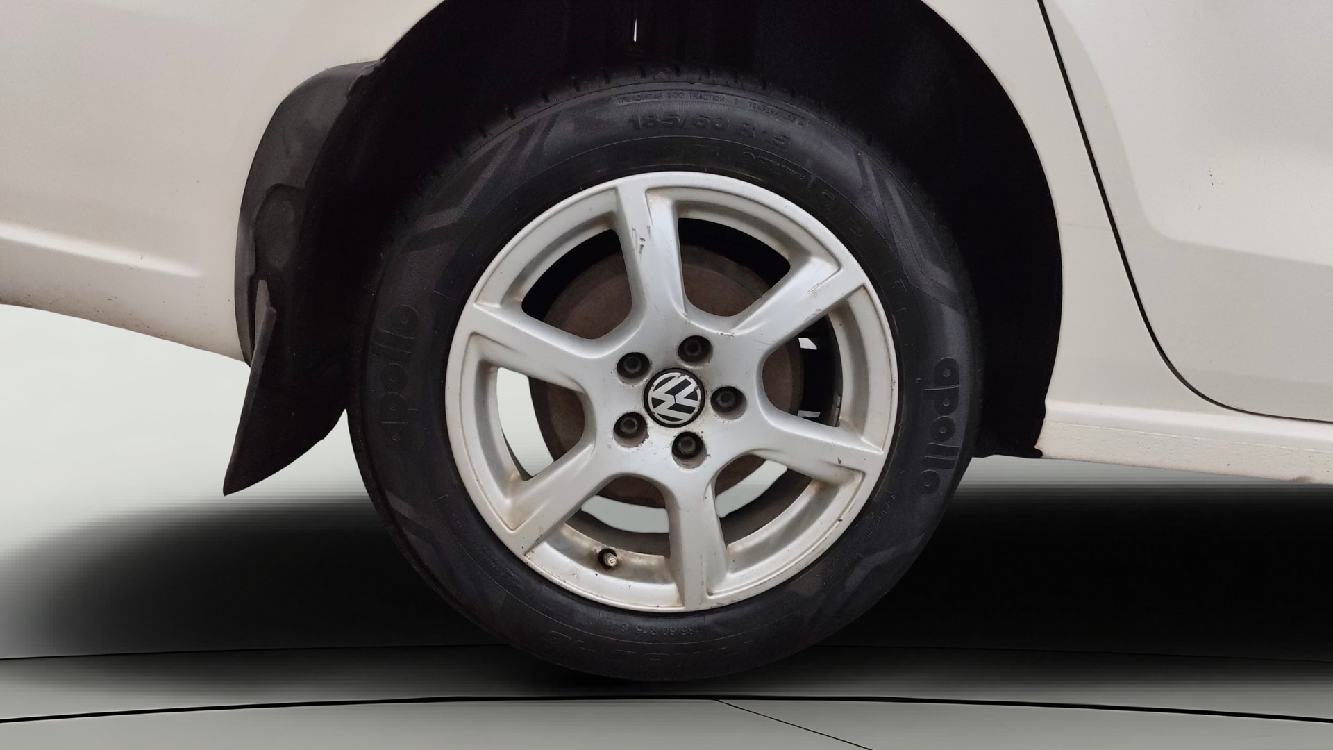 View 2013 Volkswagen Vento 1.2 L TSI Comfortline Petrol AT Image 24 Used 2013 Volkswagen Vento 1.2 L TSI Comfortline Petrol AT Image 24