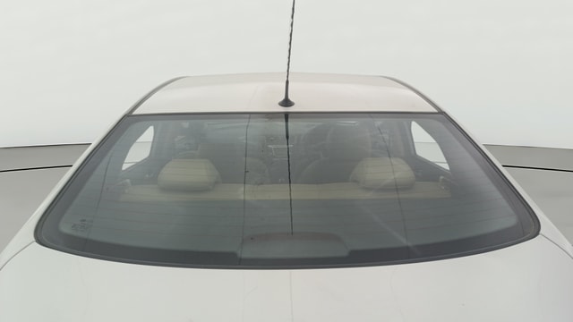 View Hyundai Fluidic Verna Image 4 Used Hyundai Fluidic Verna Image 4