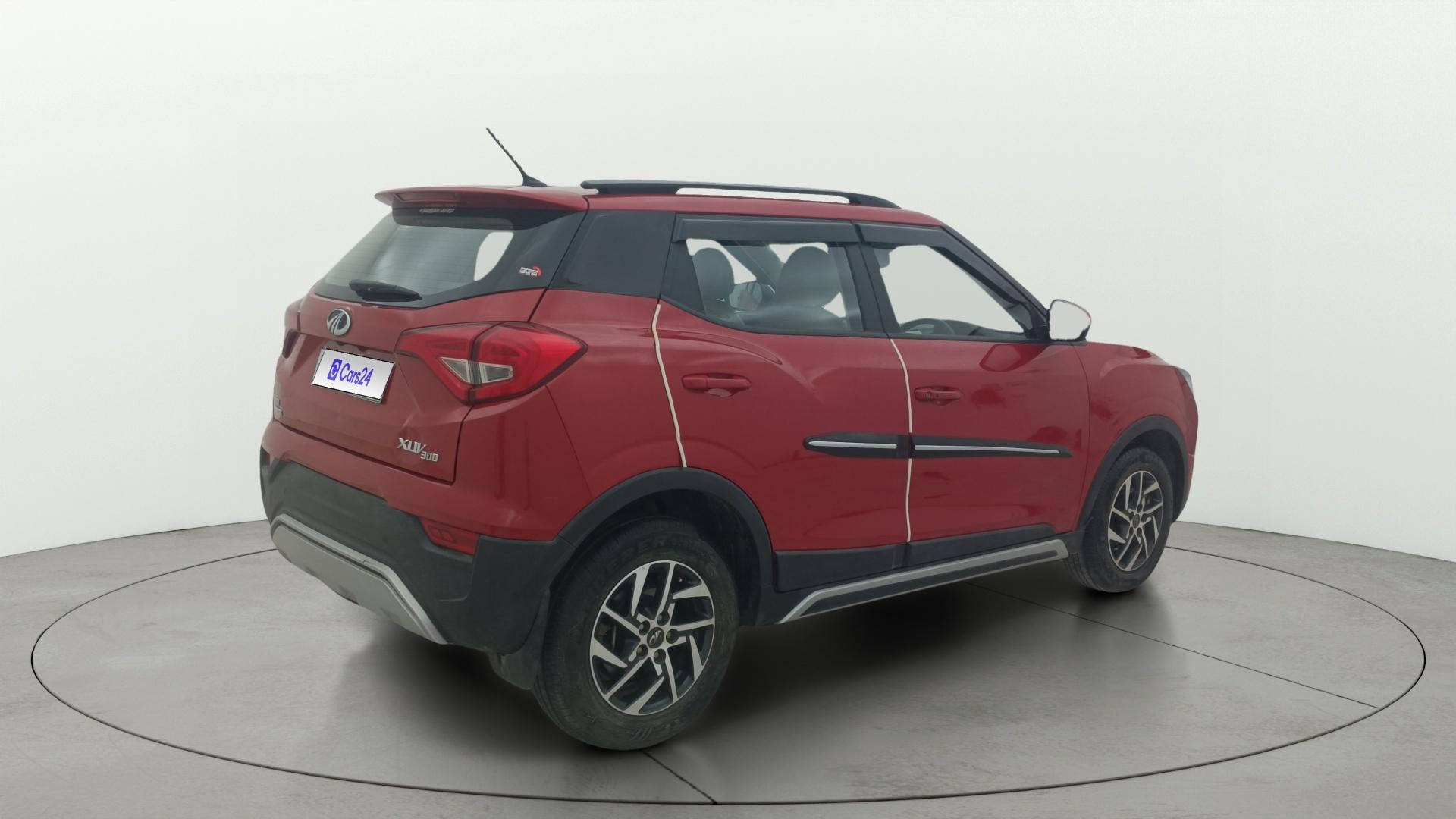 Used 2022 Mahindra XUV300 Used 2022 Mahindra XUV300