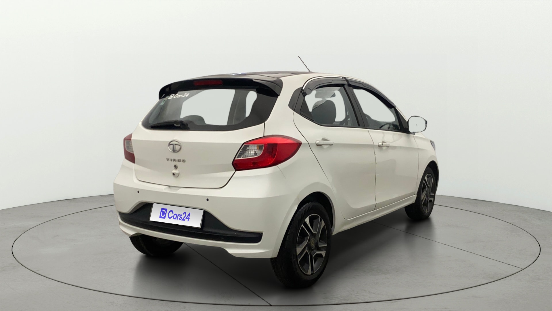 View 2020 Tata Tiago Revotorq XB Image 43 Used 2020 Tata Tiago Revotorq XB Image 43