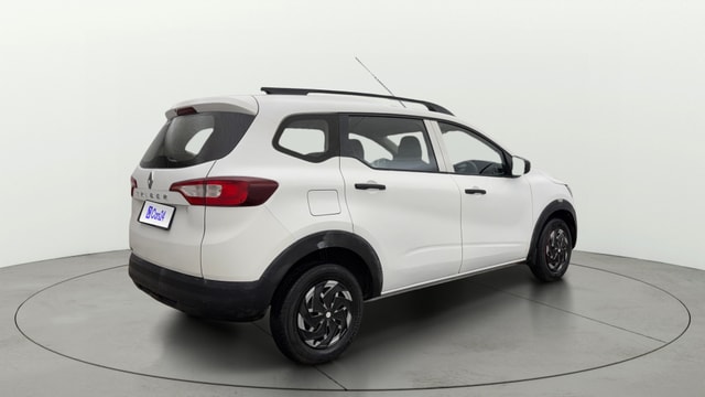 View Renault Triber Image 43 Used Renault Triber Image 43