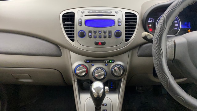View Hyundai i10 Image 31 Used Hyundai i10 Image 31