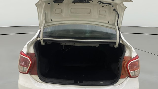 View Hyundai Xcent Image 36 Used Hyundai Xcent Image 36